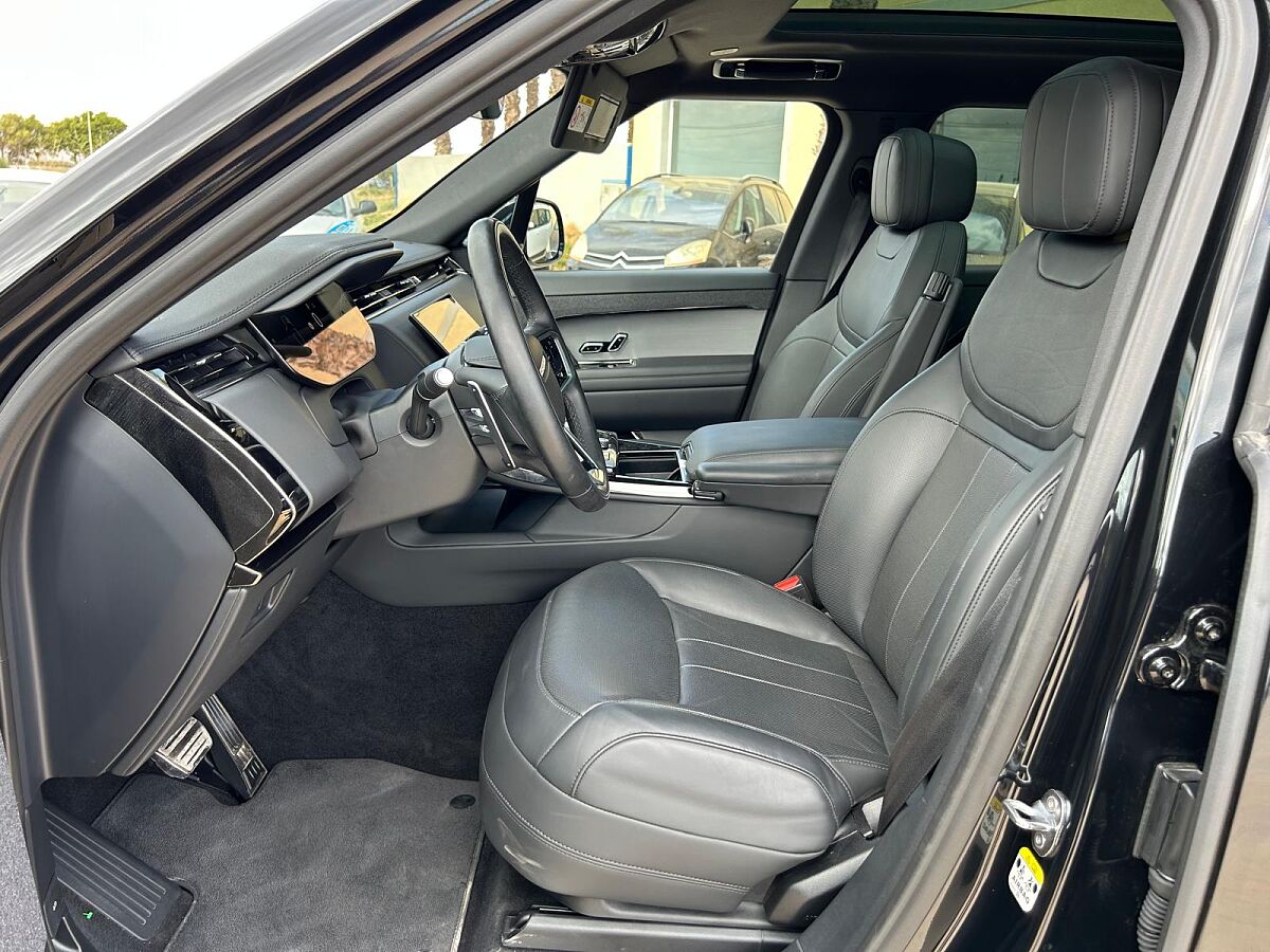 LAND ROVER RANGE ROVER SPORT SE 3.0 TD6 MHEV AUTO SPANISH LHD IN SPAIN ONLY 6000 MILES 2023